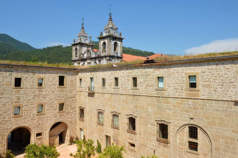 Pousada Mosteiro De Amares Hotel Exterior photo